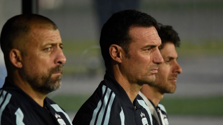 Argentina vs Bolivia
SCALONI
Foto: FOTOBAIRES
Amistoso. Especial desde Córdoba.