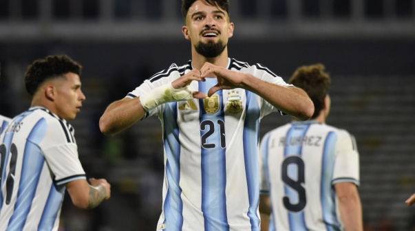Flaco López en Argentina vs Bolivia Amistoso