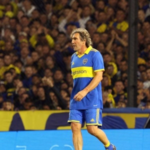 Manteca Martínez en el partido de despedida de Riquelme