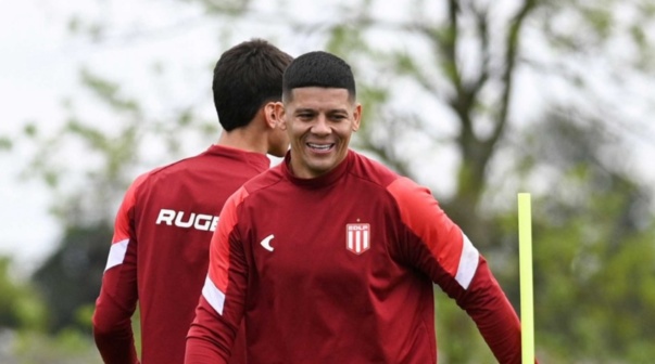 Marcos Rojo en el entrenamiento de Estudiantes