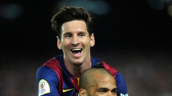 Dani Alves defendió a Messi por las críticas en Argentina