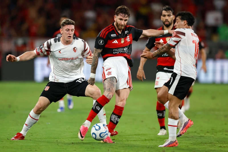 Léo Pereira fue autocrítico tras la eliminación de Flamengo frente a Estudiantes&nbsp;
