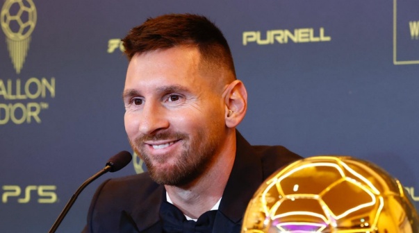 Lionel Messi tras ganar su 8vo Balón de Oro