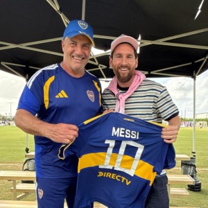 Lionel Messi y Blas Giunta en la Messi Cup 2026