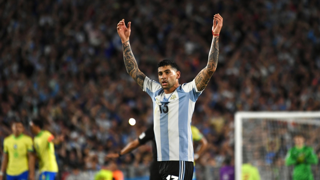 Cuti Romero eligió a su candidato para heredar la 10 de Messi