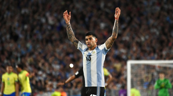 Cuti Romero eligió a su candidato para heredar la 10 de Messi