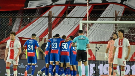 Huracan vs Tigre. Fecha 15 Torneo Clausura. Liga Profesional Argentina.