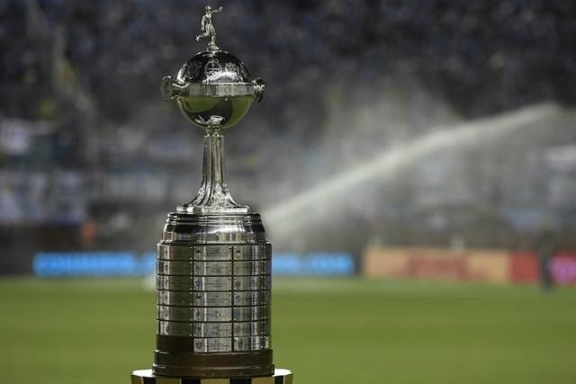 Los clubes argentinos confirmados en Octavos de la Copa Libertadores y Sudamericana Los clubes argentinos confirmados en Octavos de la Copa Libertadores y Sudamericana