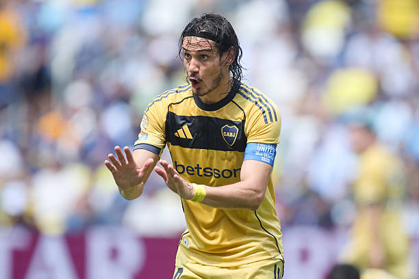 Cavani rompió el silencio tras la eliminación de Boca en el Mundial de Clubes Cavani rompió el silencio tras la eliminación de Boca en el Mundial de Clubes