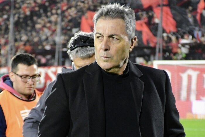  Kudelka se plantó y le lanzó una advertencia a Boca